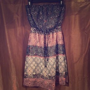 🌸Strapless Dress🌸